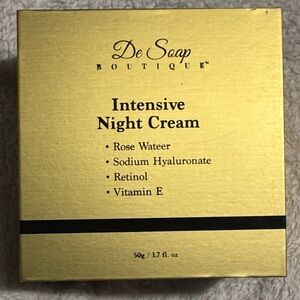De Soap Boutique               Gold Intensive Night Cream